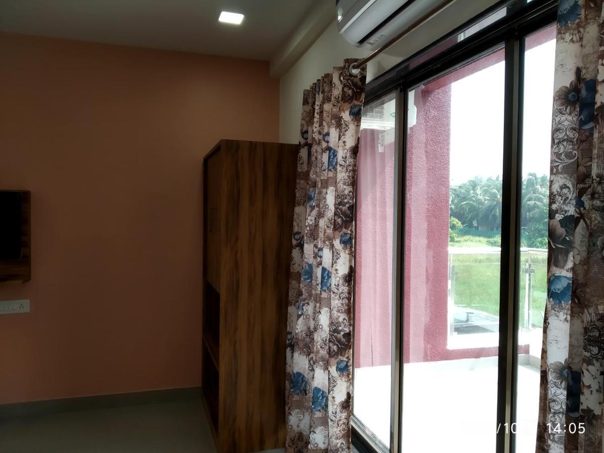 Lotus Hotel Nagaon Beach Alibag Bagian luar foto