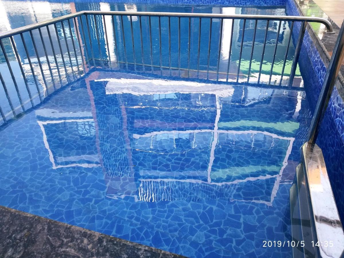 Lotus Hotel Nagaon Beach Alibag Bagian luar foto